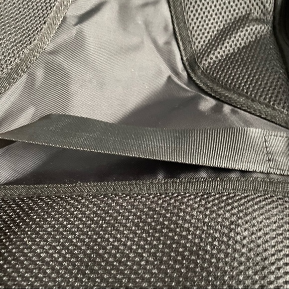 NWOT laptop / camera bag backpack. - Picture 7 of 12